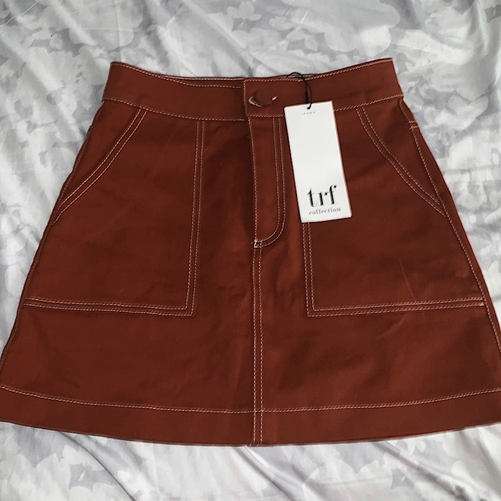 ZARA BURGUNDY MINI SKIRT